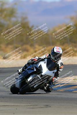 media/Mar-12-2022-SoCal Trackdays (Sat) [[152081554b]]/Turn 2 (1145am)/